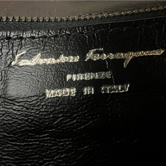 Vintage ‘70s Ferragamo Large Clutch Handbag - Picture 14 of 14